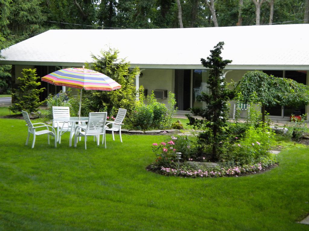 Hamptons Vacation Inn Hampton Bays Luaran gambar