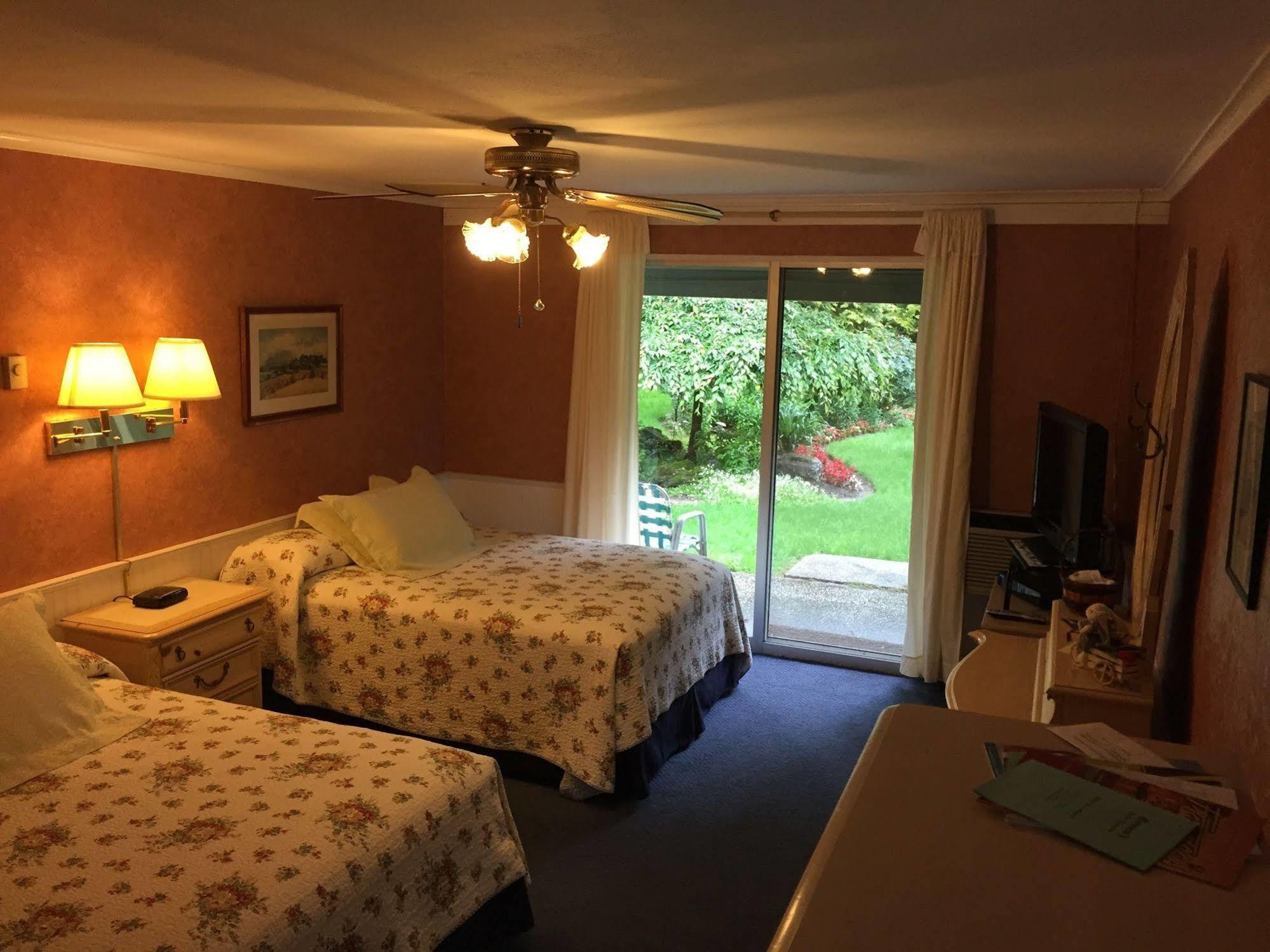 Hamptons Vacation Inn Hampton Bays Luaran gambar